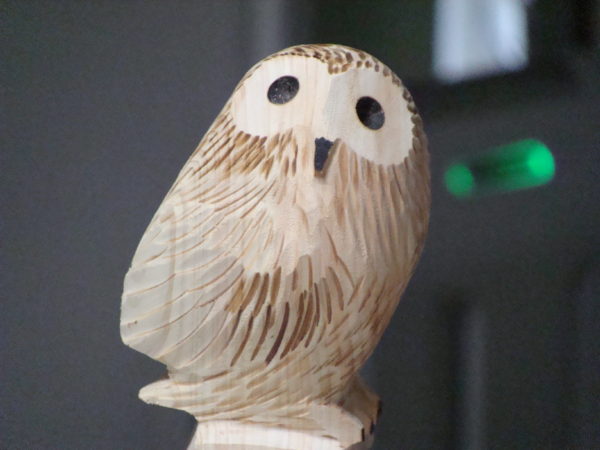 木彫りフクロウ